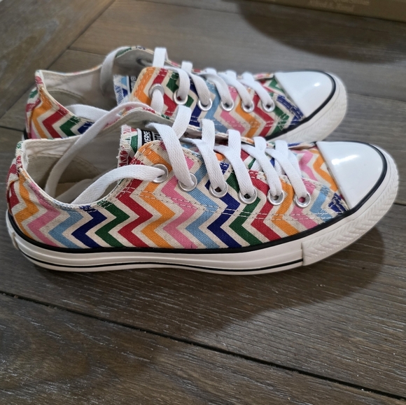 Converse Shoes - Converse Chuck Taylor All Star Low Rainbow Zig Zag Sneakers, Women's Size 7